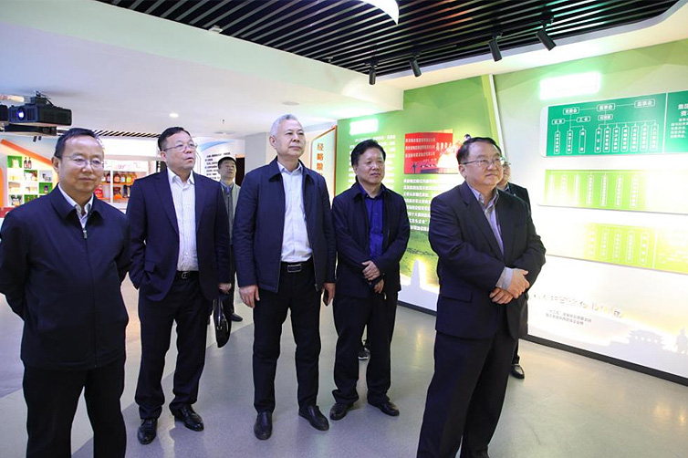 加快面粉加工產業在疆布局 集團與昌吉高新區座談