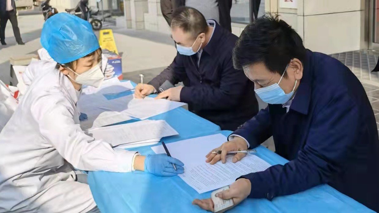 糧農集團干部職工積極參與無償獻血活動
