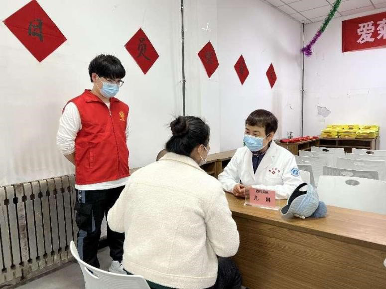 供應鏈集團：組織青年志愿者開展學雷鋒活動